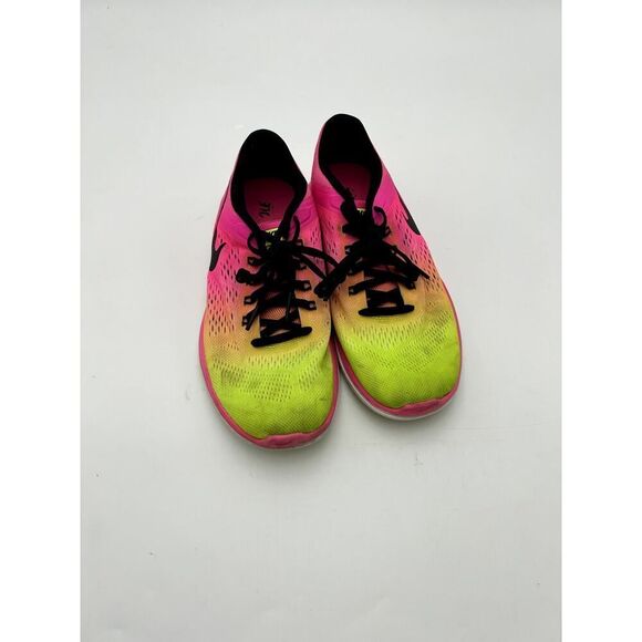 Nike Women Size 7.5 Flexible Sole Breathable Mesh Upper Running Shoes Multicolor - Picture 1 of 5